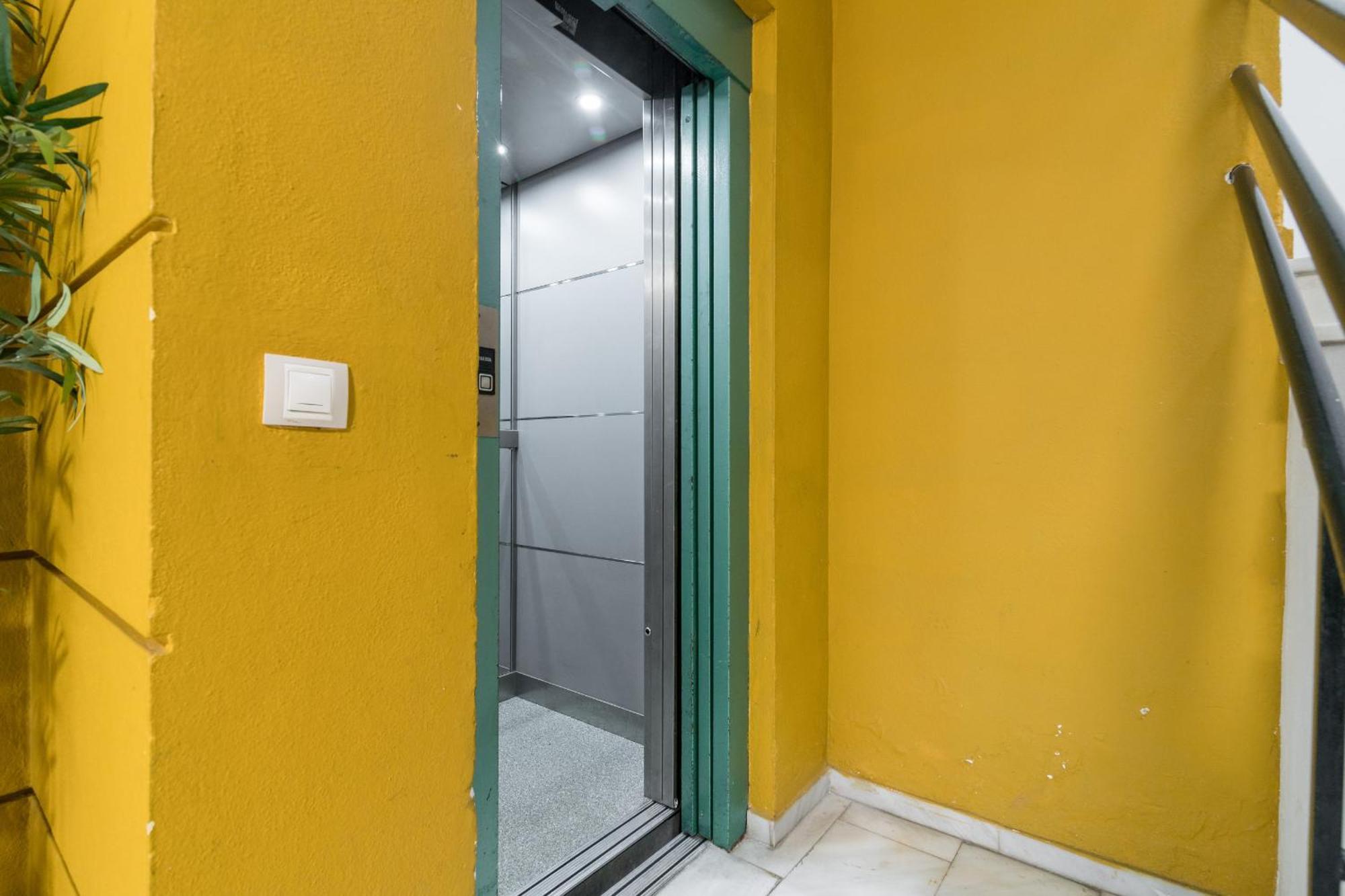 Suite Homes Agua Málaga Exteriör bild
